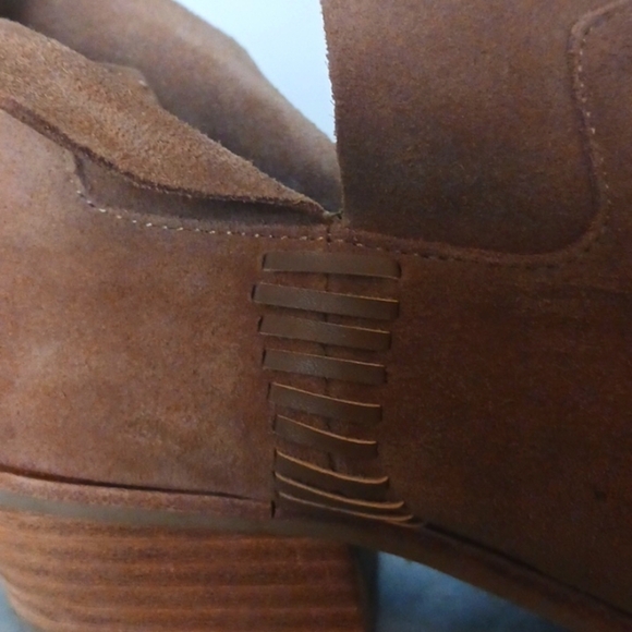 Dolce Vita Neutral Tan Suede Cleo Western Boho Whipstitch Ankle Booties Size 8.5 - Picture 6 of 9